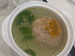 蟹粉狮子头-怡园饭店-餐厅(四望亭店)