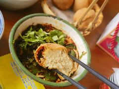 -包整·丝娃娃(一览甲秀楼风景店)