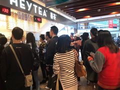 等位区-喜茶(上海正大广场店)