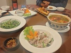 -Neary Khmer Restaurant