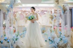 -艾米婚纱&婚礼策划