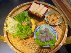 -云荷里·蒸汽石锅鱼·云南菜(中发百旺店)