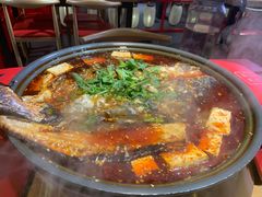 -三顾烤庐·烤鱼·烧烤·龙虾(奉贤店)