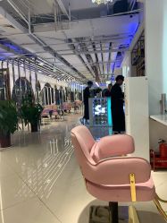 -BULB STUDIO 巴柏明星发型工作室