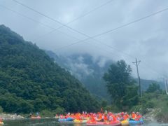 -秦岭峡谷漂流景区