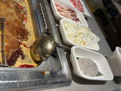 -海底捞火锅(公益西桥店)