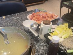 -一席地·本地鸡窝·杭帮鸡火锅(萧山银隆百货店)