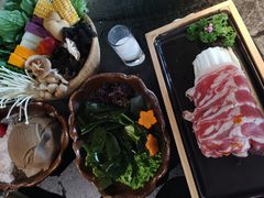 -湊湊火锅·茶憩(新中关购物中心店)