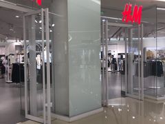-H&M(华润万象城店)