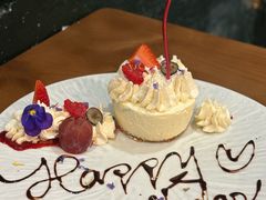 -Mark&Mars Restaurant