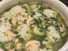 糯叽叽荠菜年糕-外婆家(杭州马塍店)