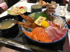 -家贺屋刺身寿司专门店