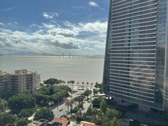 -珠海拱北口岸希尔顿欢朋酒店