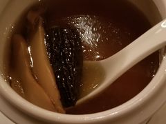 羊肚菌松茸汤-西郊5号·Maggie 5