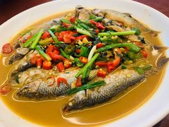 红烧小河鱼-原味缘菜馆