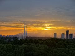 -南京眼步行桥