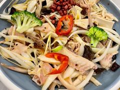 新疆椒麻鸡-董小西的凉皮和椒麻鸡(三元桥店)