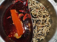 -憨铁匠老火锅(龙岗万科里店)
