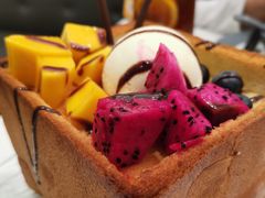 鲜果冰淇淋厚多士-鹿港小镇(悠唐店)