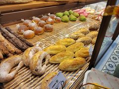 -BROAD面包路·欧式面包(龙湖时代C馆店)