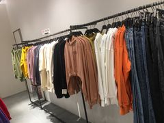 -URBAN REVIVO(七宝领展广场店)