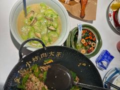 -费大厨辣椒炒肉(高铁吾悦广场店)