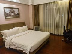 -天津滨海圣光皇冠假日酒店