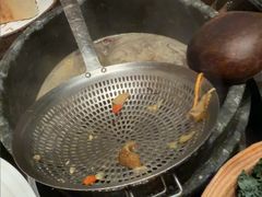 -蘑界·野生菌火锅(深业上城店)