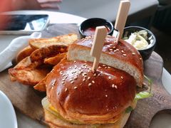 牛肉汉堡-农畉LONFOOD(万象天地店)