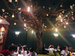-梧桐树下(云锦世家店)