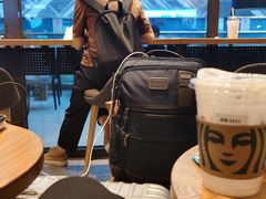 -星巴克(青岛火车北站候车大厅店)