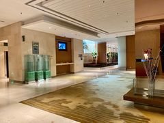 -上海浦东假日酒店逸庭咖啡厅