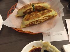 韭菜合子-松花湖水饺(新濠天地店)