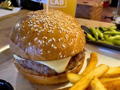 牛肉汉堡（饿汉牛堡）-FOAM LAB 泡沫实验室精酿餐吧