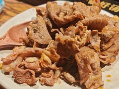 -老牌坊云南鱼豆花火锅(爱建店)