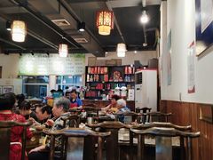 -肖肖酸萝卜鱼火锅(总店)