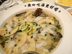 -江渔儿酸菜鱼(奥园广场金发购物中心店)