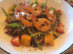 亚麻籽藜麦大虾沙拉-COMMUNE幻师(上邦百汇城店)