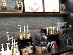 -星巴克(上海虹桥南丰城办公楼店)