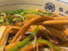 -镇南锅盖面馆(解放路店)