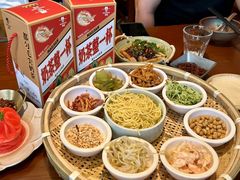 -包整·丝娃娃(一览甲秀楼风景店)