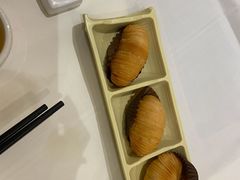 榴莲千丝酥-稻香酒家·34年老字号·港式粤菜(汉街店)