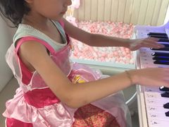 -KIDults童伴儿亲子餐厅(达美中心广场店)