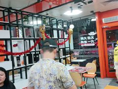 -华莱士·全鸡汉堡(沙井车站店)