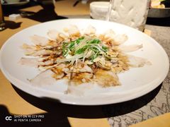 薄切鲜鱼片-穹六人间 people 6(岳阳路店)
