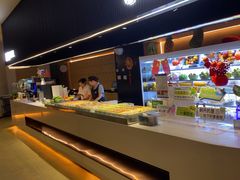 -涨巢·潮玩水疗局