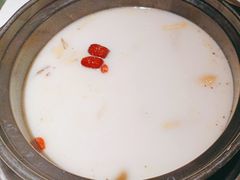 -粤小煲鲜汤猪肚鸡(丹尼斯二天地店)