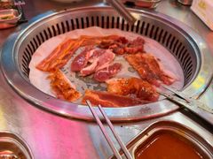 -哈哈碳都·牛肋条无限自助烤肉(宝龙店)