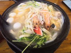 -丽虹云南过桥米线(兴工街店)