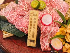 萬福极品霜降和牛牛小排-万福炭火烤肉日本料理(新街口店)